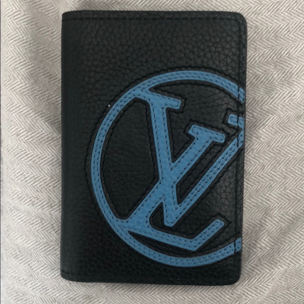 Men’s Louis Vuitton wallet